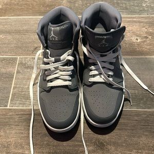 New Nike Air Jordan 1 Retro Mid Cool Grey Size 9 Style 554724-009